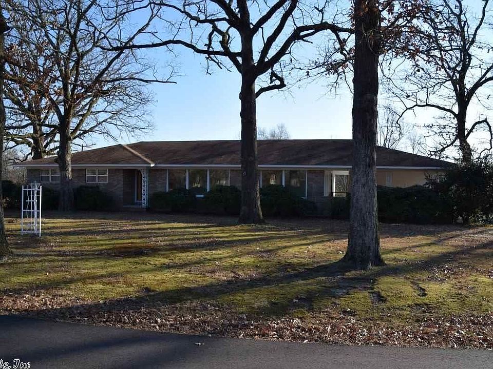 1st image of 2401 Midland Dr