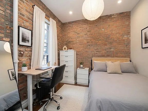 3rd image of 92 2nd Ave APT 3