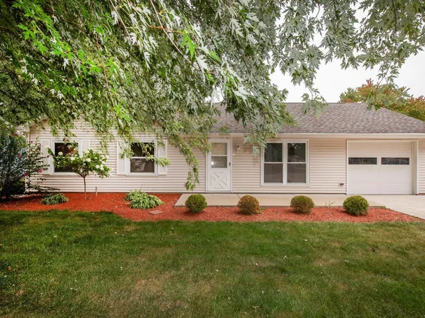 401 W Ventura St, Otterbein, IN 47970