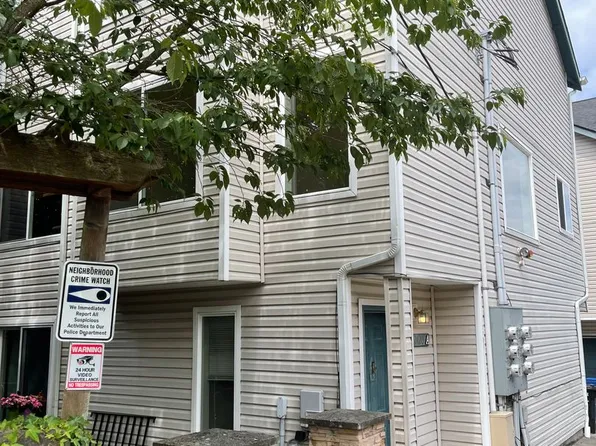 2420 SW Holden St APT A, Seattle, WA 98106