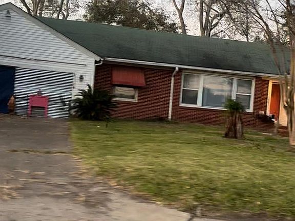 5th image of 1368 Harriot St