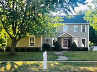 7003 Walden Rd NE, Cedar Rapids, IA 52402