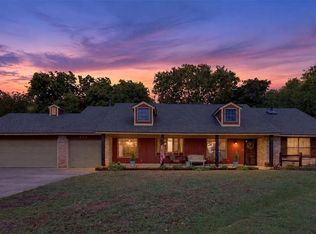 312 Wellington Ln, Moore, OK 73160