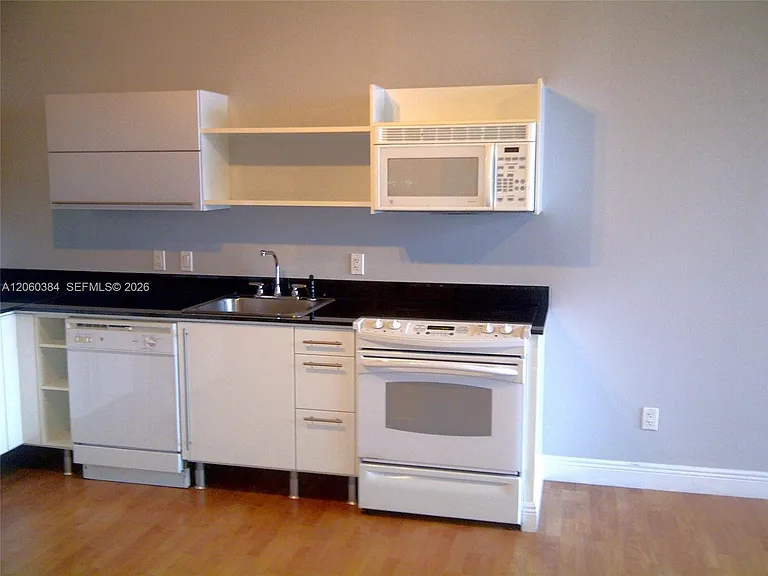 690 SW 1st Ct #1923 — Photo 6