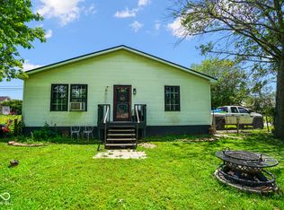 8375 Putnam St, Stilesville, IN 46180