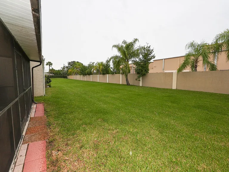 10127 Boca Bnd E #B2 — Photo 21