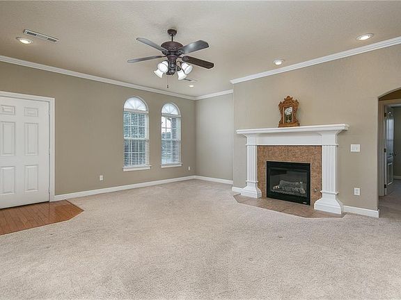 5th image of 1803 W Countryside Ln