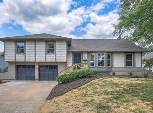 9420 Goddard St, Overland Park, KS 66214