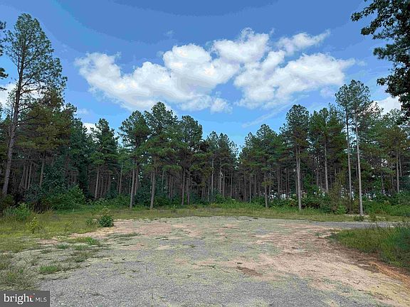 2nd image of Holland Road Tract Jr Bedford #Bowles_sims-1