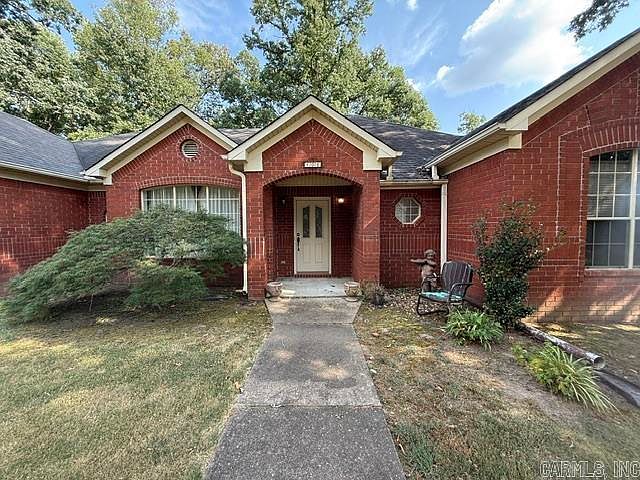 1st image of 406 N Park Dr