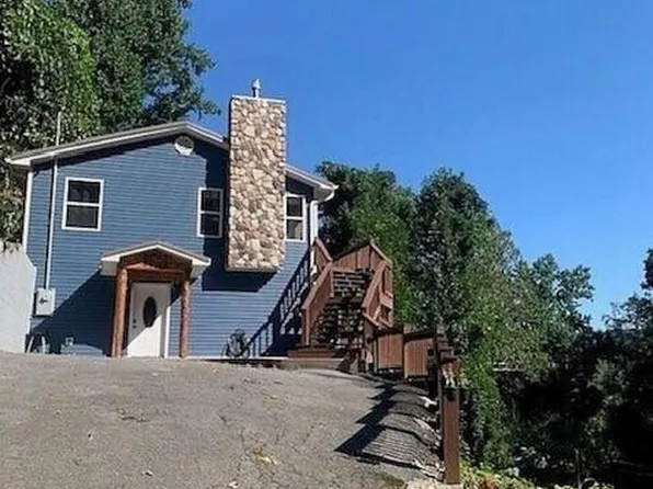 230 Silverbell Ln, Gatlinburg, TN 37738