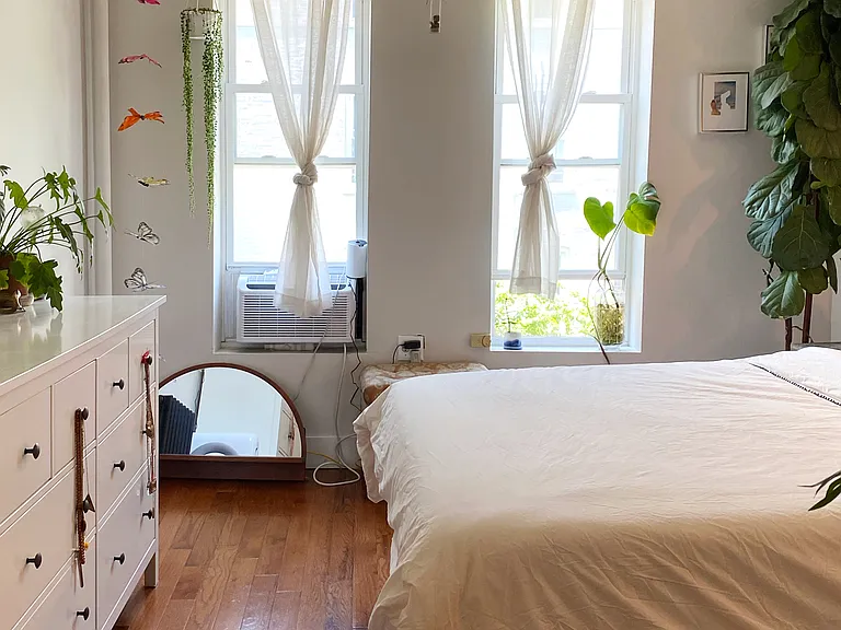 832 Classon Ave #2R — Photo 2