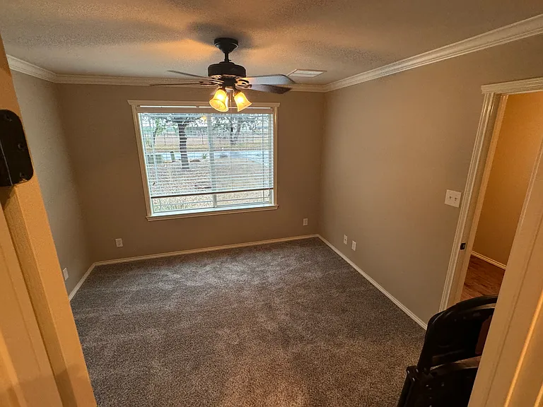 1613 Kimrey Ln — Photo 8