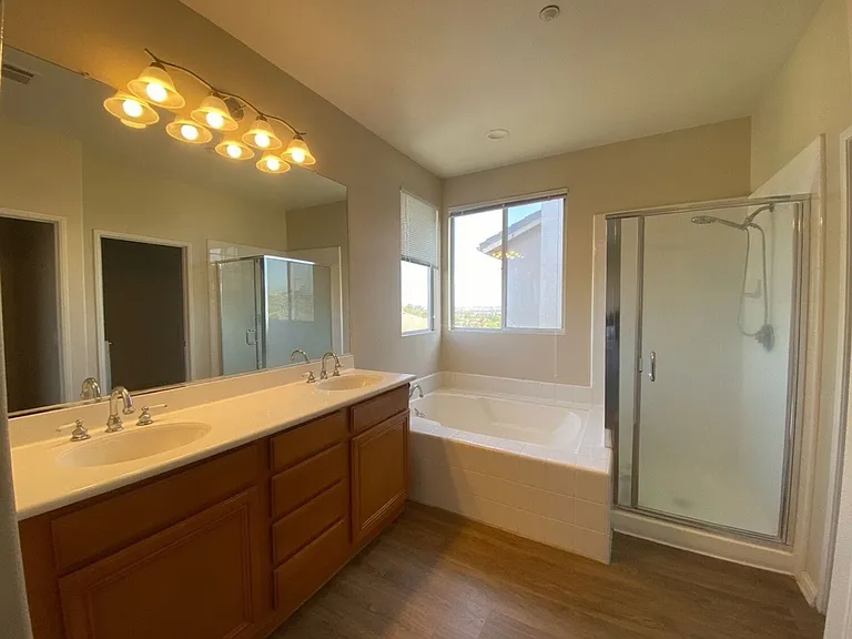 4716 Driftwood Way — Photo 9