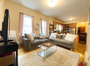 38 Charter St APT 5, Boston, MA 02113