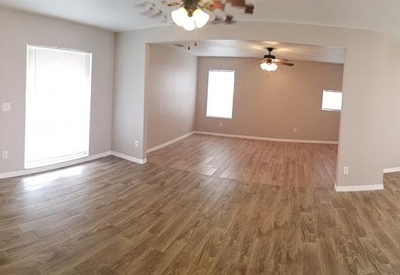 3rd image of 7700 Killian Dr