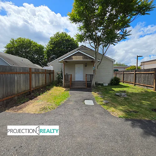 52495 SE 3rd St #52495 Photo 1 52495 SE 3rd St #52495 Photo 1