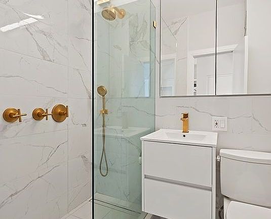 5th image of 320 W 84th St APT 6A
