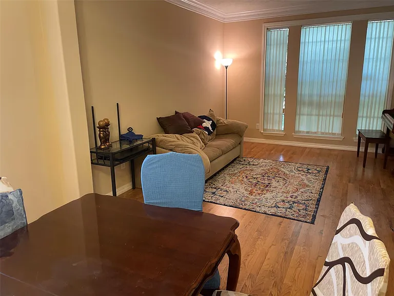 21219 Flat Creek Ln — Photo 4