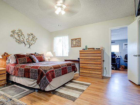 5th image of 3337 W Potter Dr