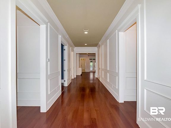2nd image of 890 Randall Ave