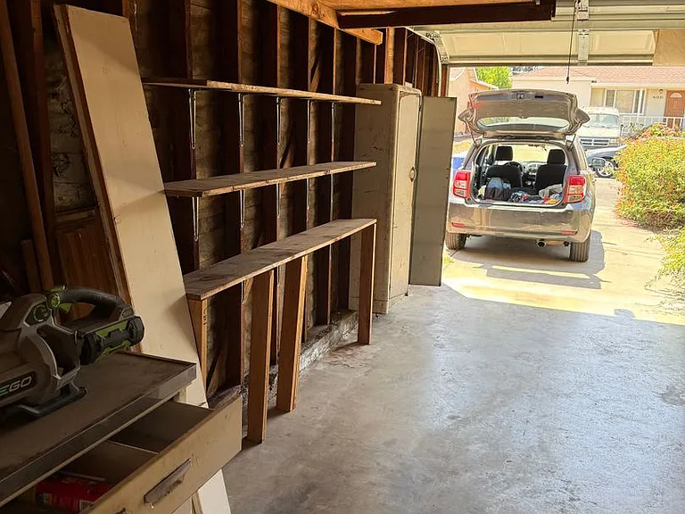 41320 Beatrice St — Photo 2