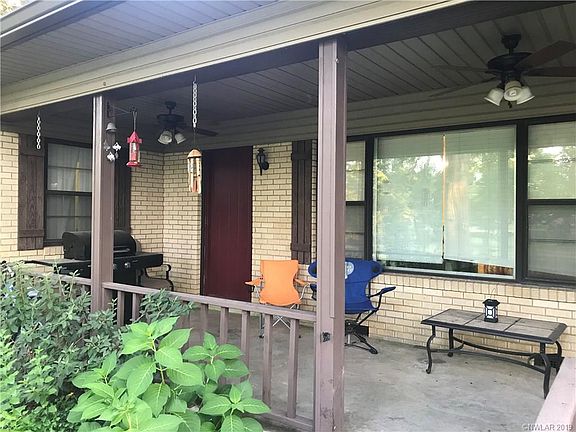3rd image of 3425 Old Mooringsport Rd