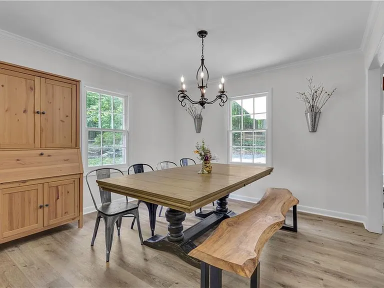 6290 Cascade Palmetto Hwy — Photo 19