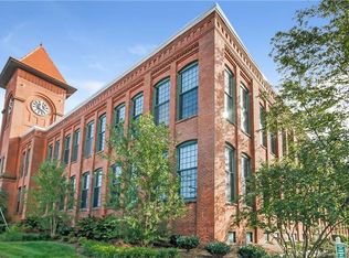 25 Grand St #1, Norwalk, CT 06851