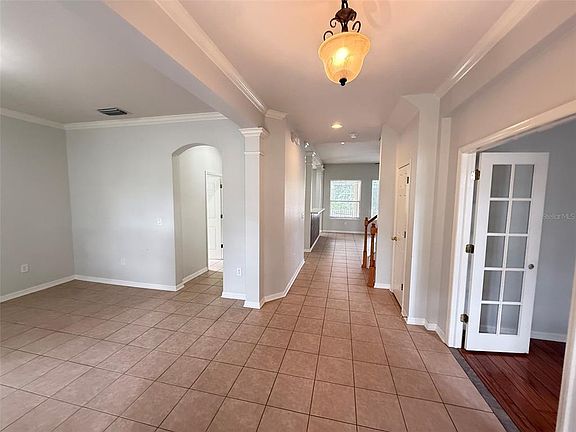 3rd image of 8523 NORTHTON GROVES BOULEVARD