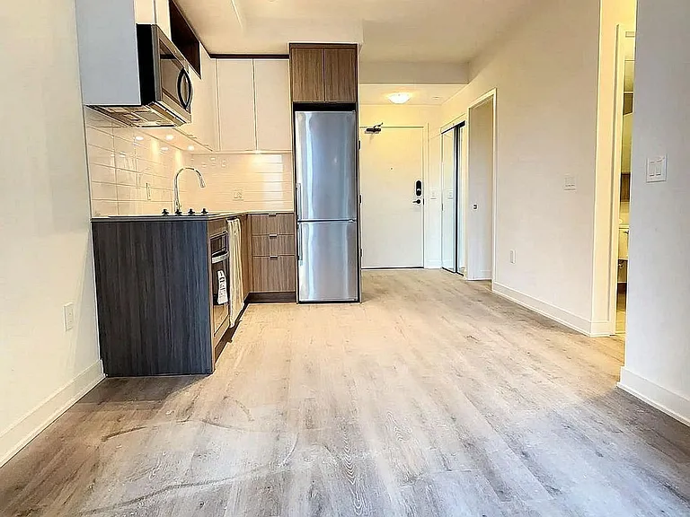 70 Princess St #1034 — Photo 34