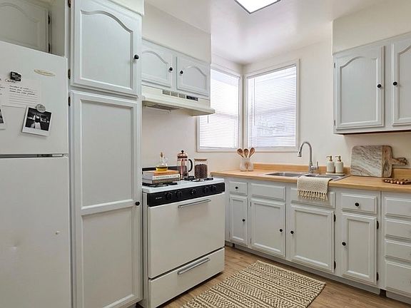 3rd image of 312 Bethany Rd #312