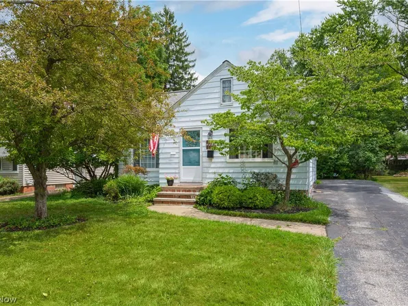4089 W 229th St, Fairview Park, OH 44126