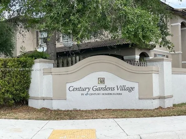 9170 SW 152nd Ct, Miami, FL 33196