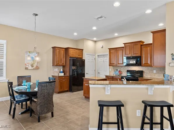 11208 Suffield St, Fort Myers, FL 33913