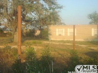 345 Rohrbuch Rd, Pipe Creek, TX 78063