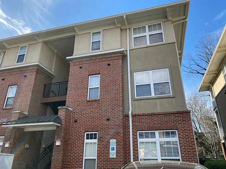 1308 Kenilworth Ave #420 — Photo 6