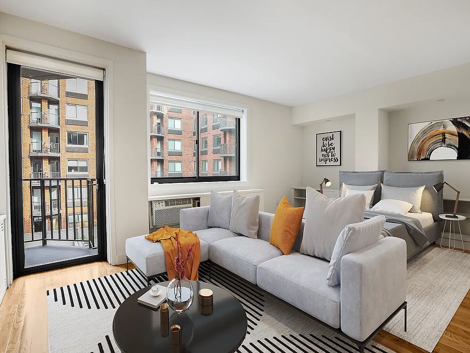 1st image of 101 W 15th St APT 203