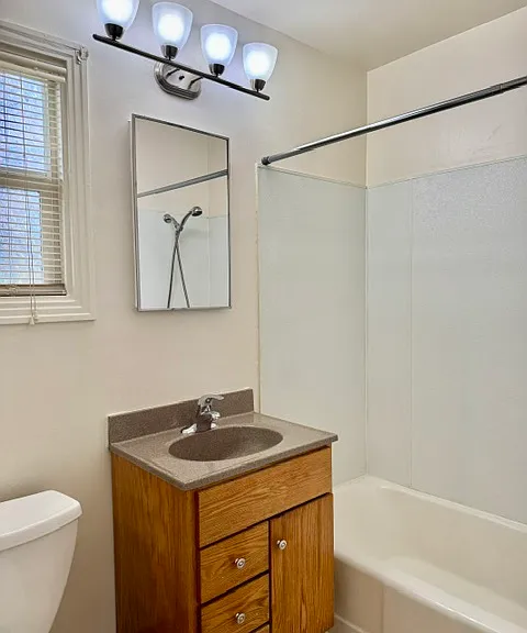 529 13th St #529 — Photo 8