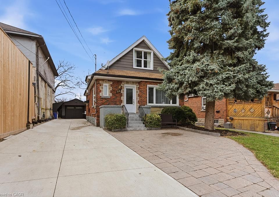 1st image of 44 Jefferson Ave