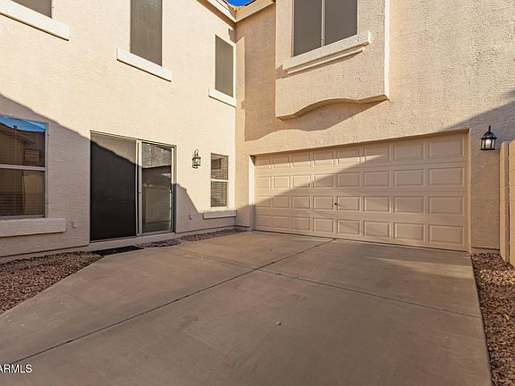 3rd image of 2635 E CHESTER Drive