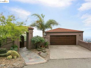 1600 Grand View Dr, Oakland, CA 94603