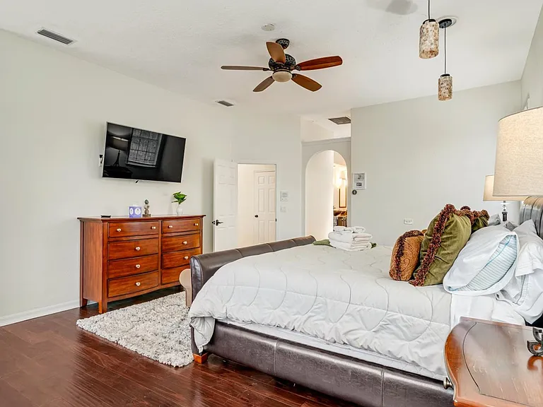 1200 Tree Bay Ln — Photo 32
