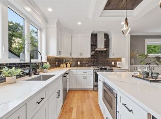 15-15A Park St #A, North Reading, MA 01864