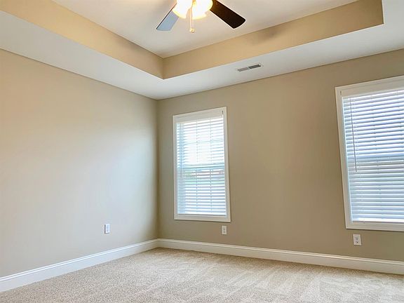 4th image of 501 Kincaid Ln