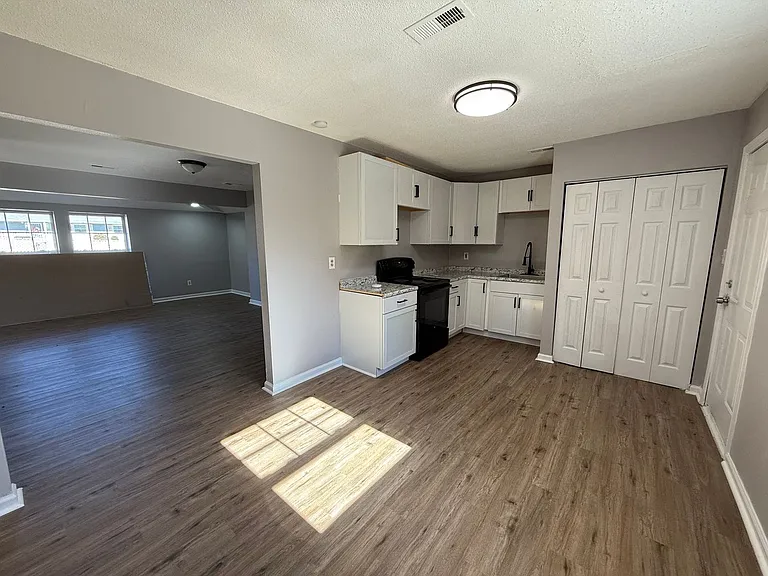 2415 Vining Ave NW — Photo 3