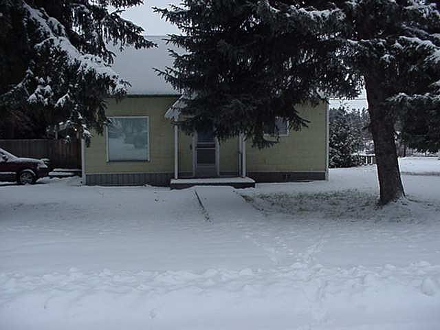 2nd image of 221 N Vernon Ave