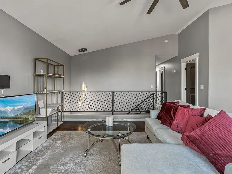 12222 W Hopi St — Photo 18