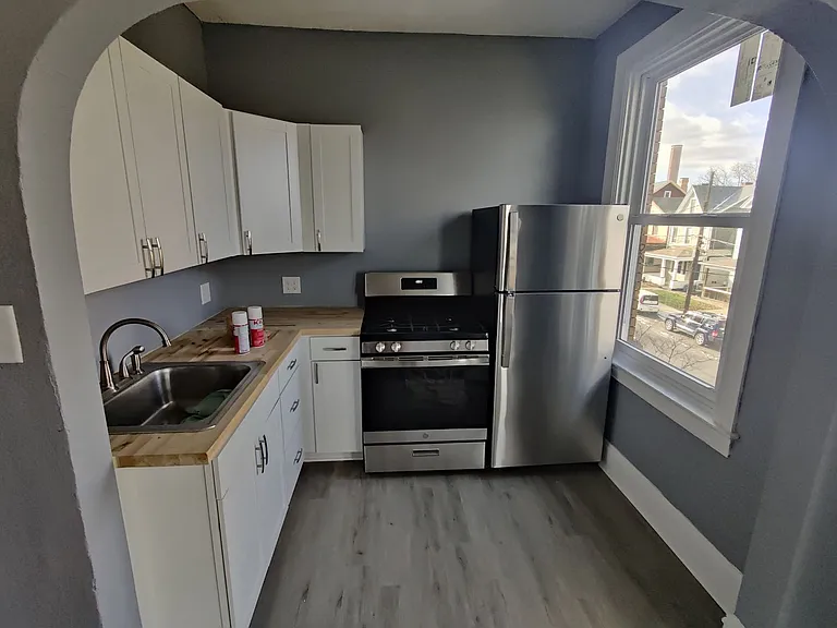 121 Cohassett St — Photo 10