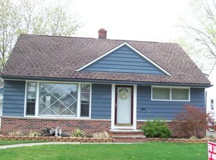 30209 Thomas St, Willowick, OH